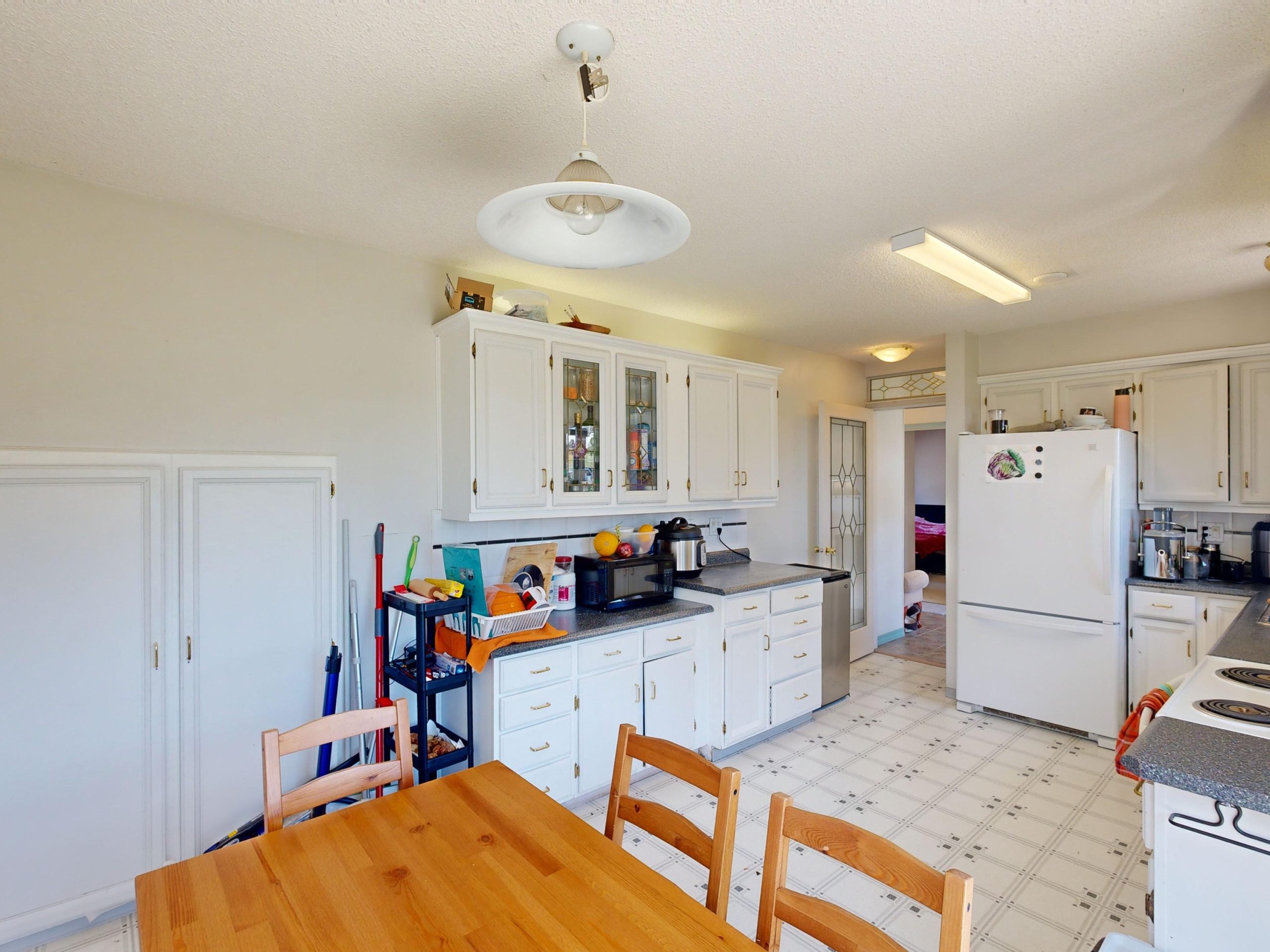 4544-Garden-Grove-Dr-Burnaby-BC-V5G-3Y5-04112024_190306