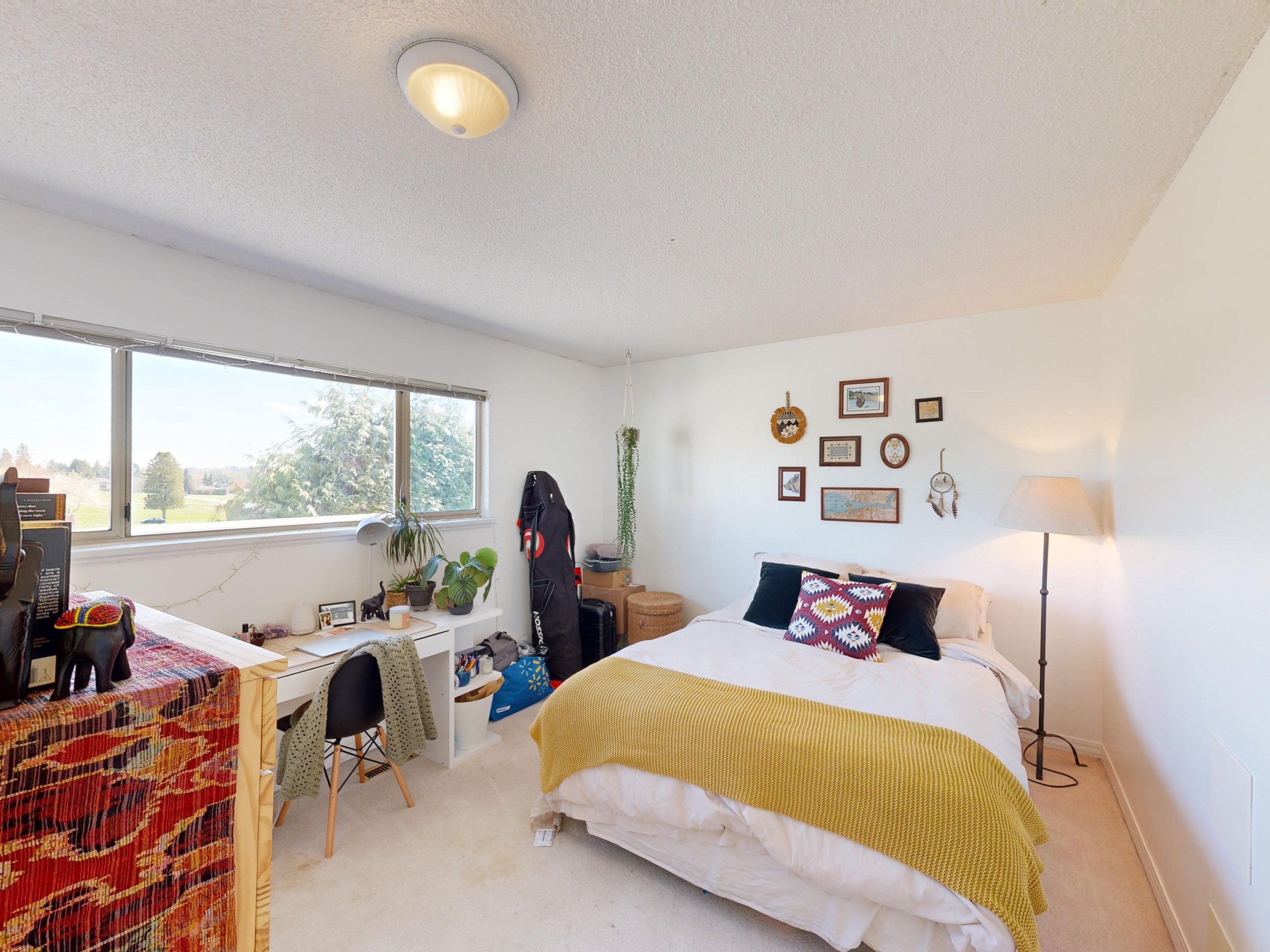 4544-Garden-Grove-Dr-Burnaby-BC-V5G-3Y5-04112024_213545