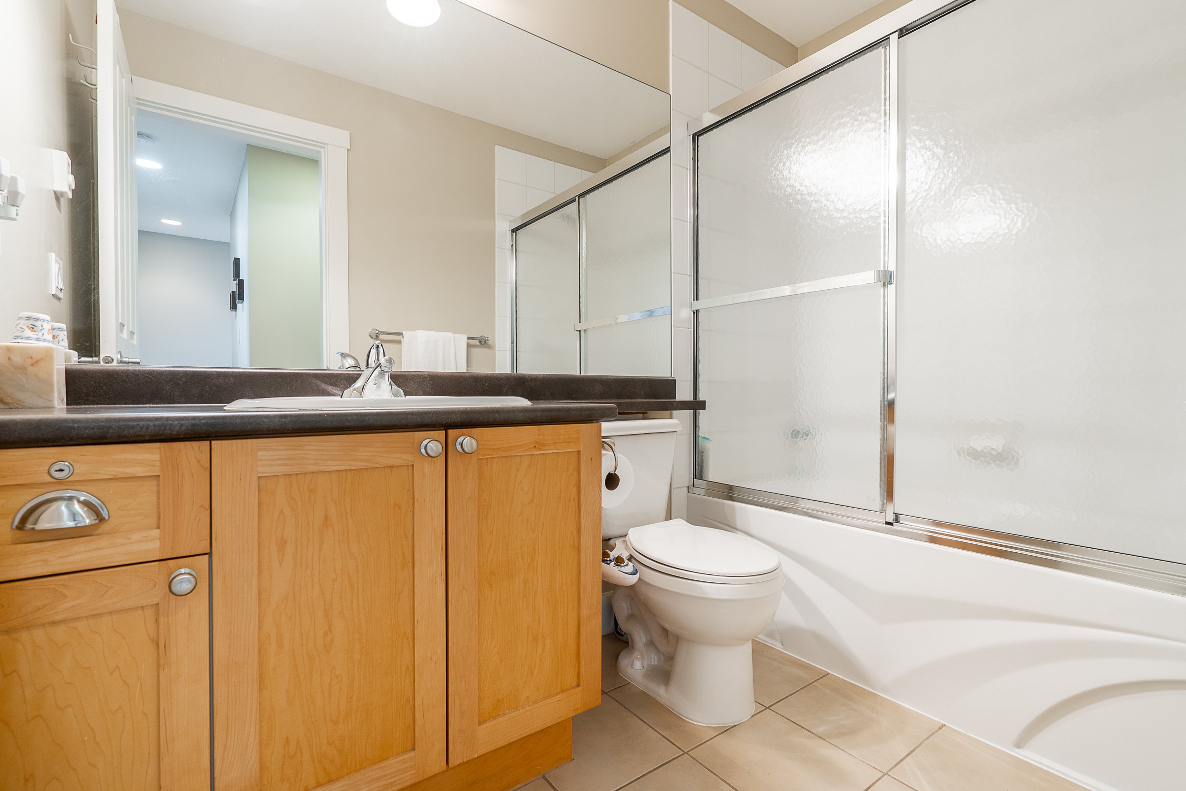 7481 Laurel Street Vancouver-23