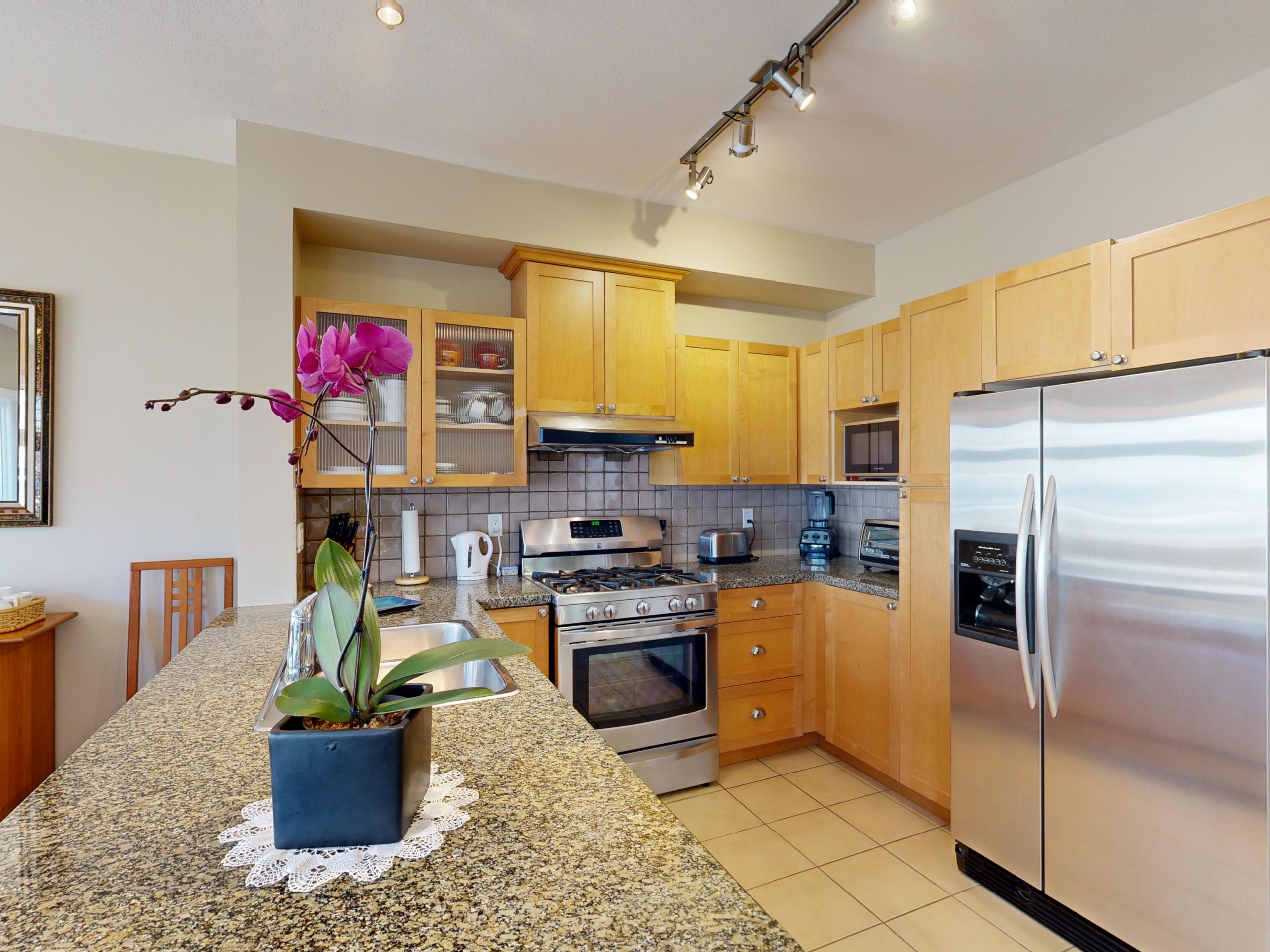 7481-Laurel-Street-Vancouver-BC-V6P-6Y4-04202024_123627