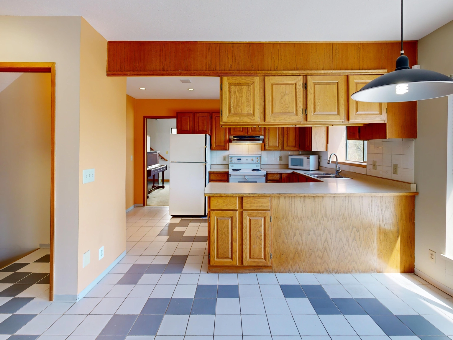Kitchen 1