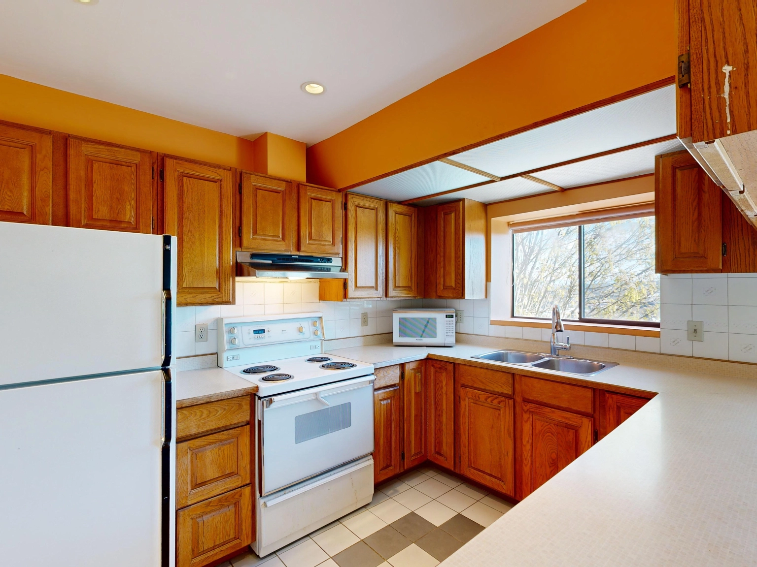 Kitchen 2