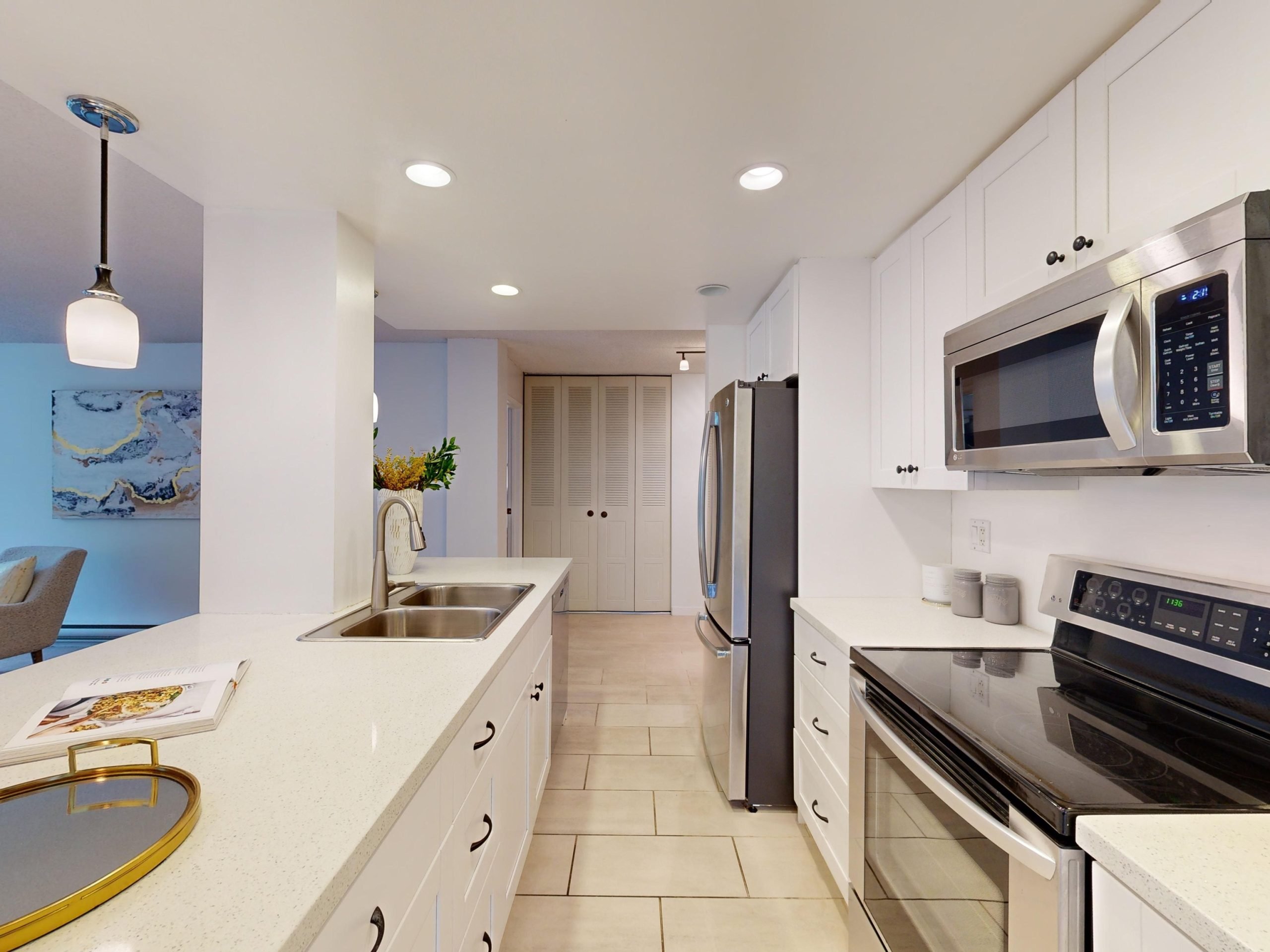 Unit-113-4101-Yew-St-Vancouver-BC-V6L-3B7-04262024_025404