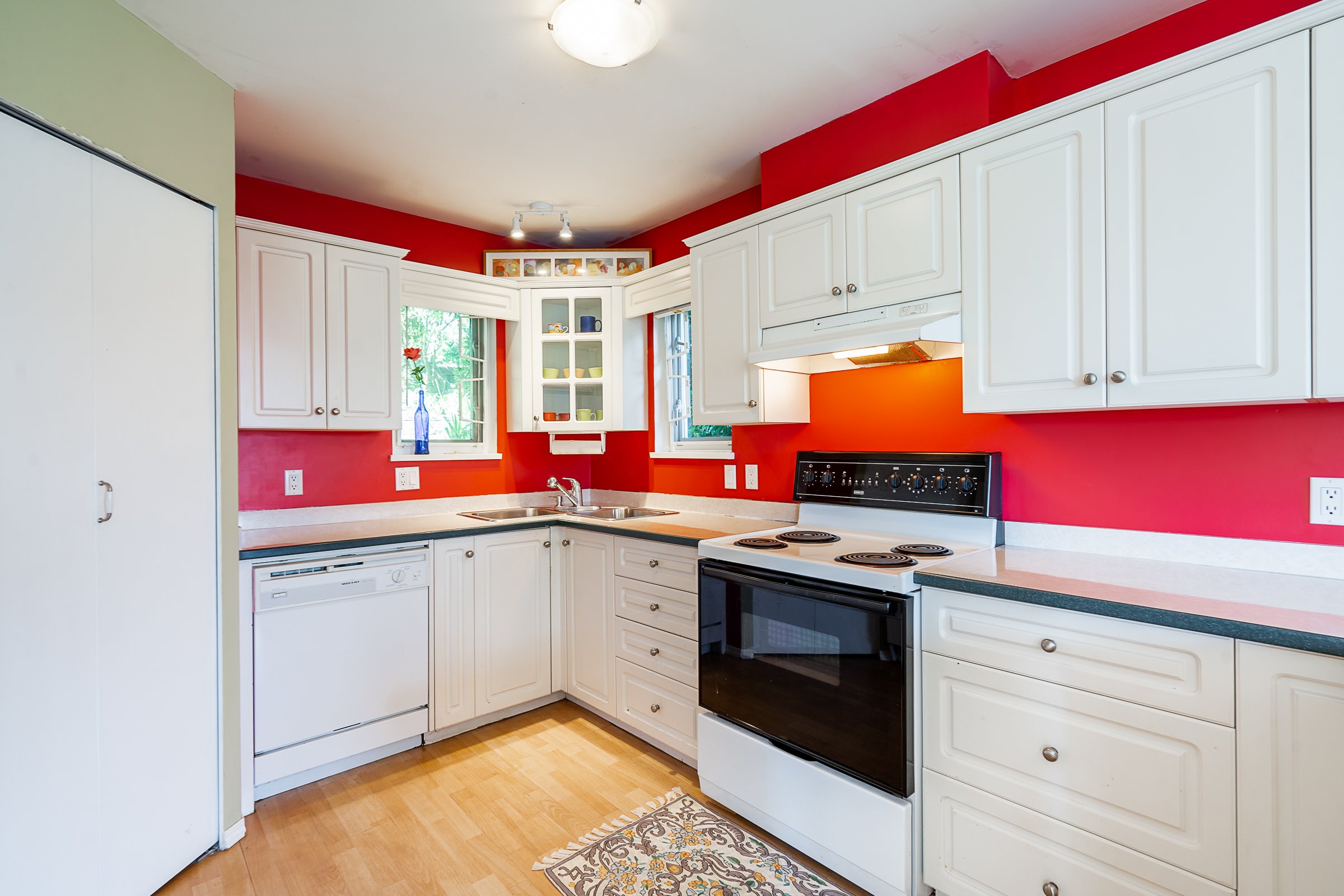 375 Tempe Crescent North Vancouver-11