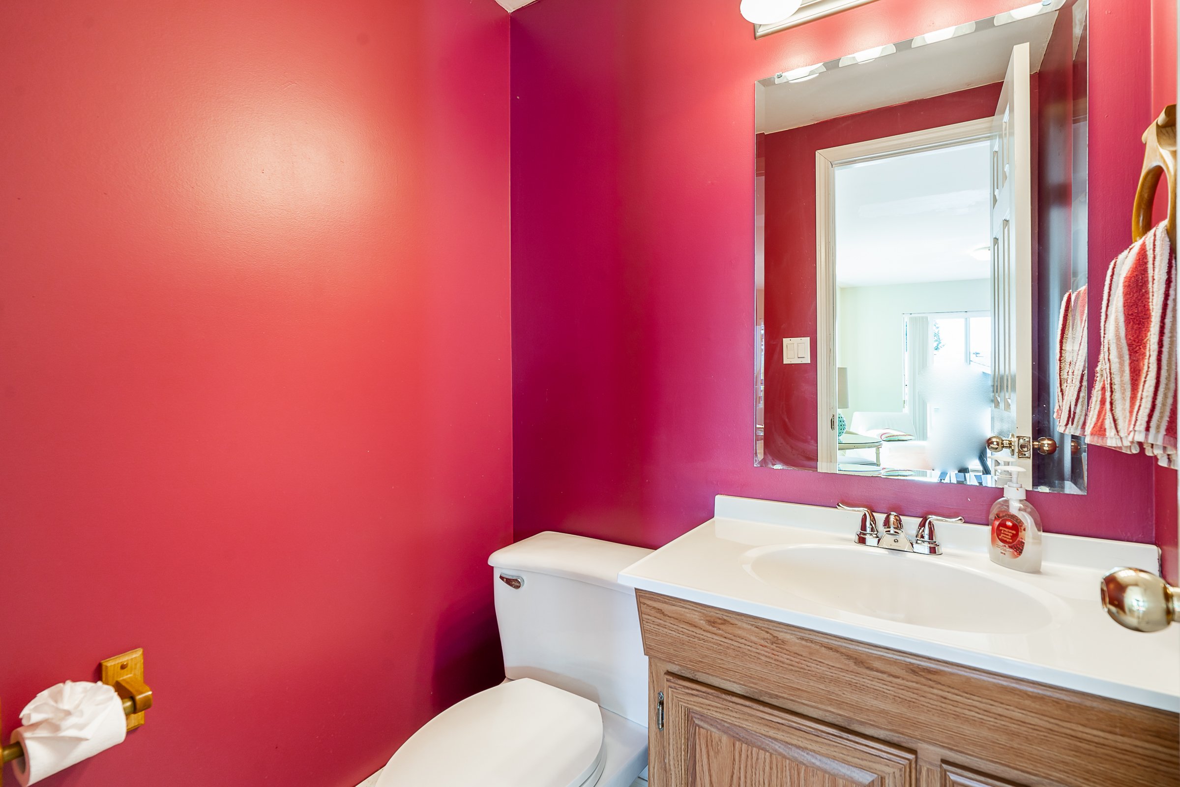 375 Tempe Crescent North Vancouver-14