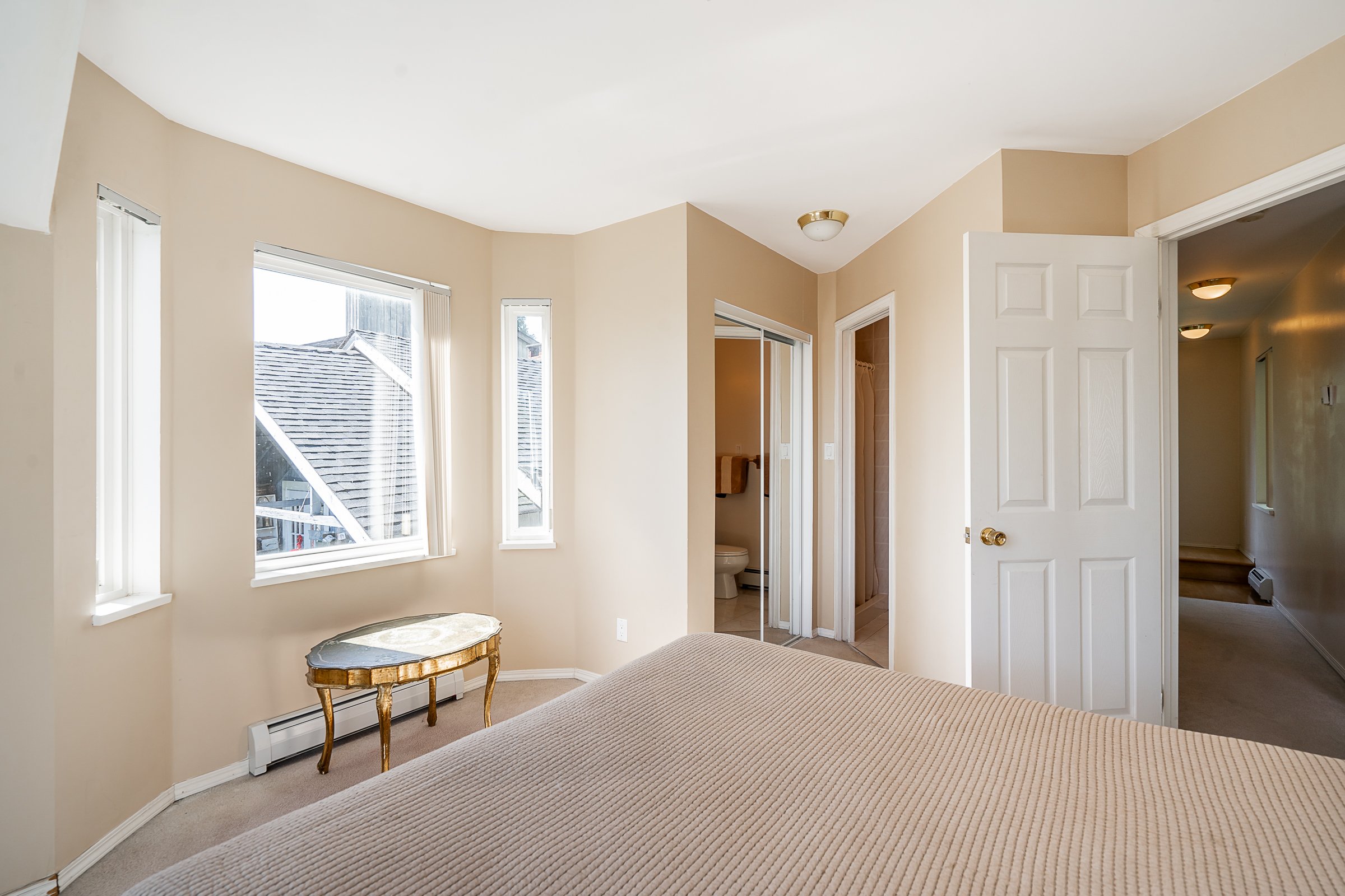 375 Tempe Crescent North Vancouver-18