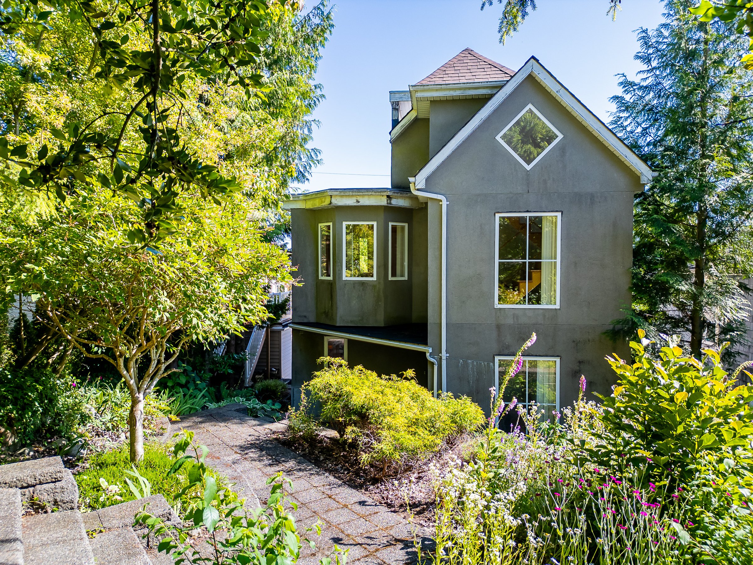 375 Tempe Crescent North Vancouver-31 (1)