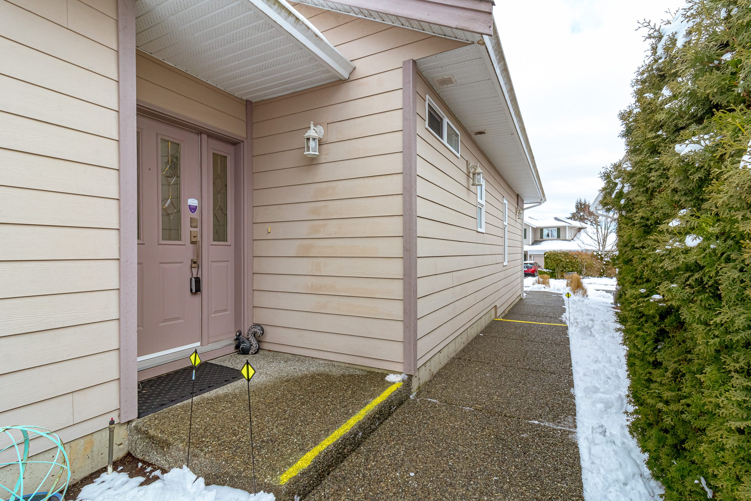 04-exterior
