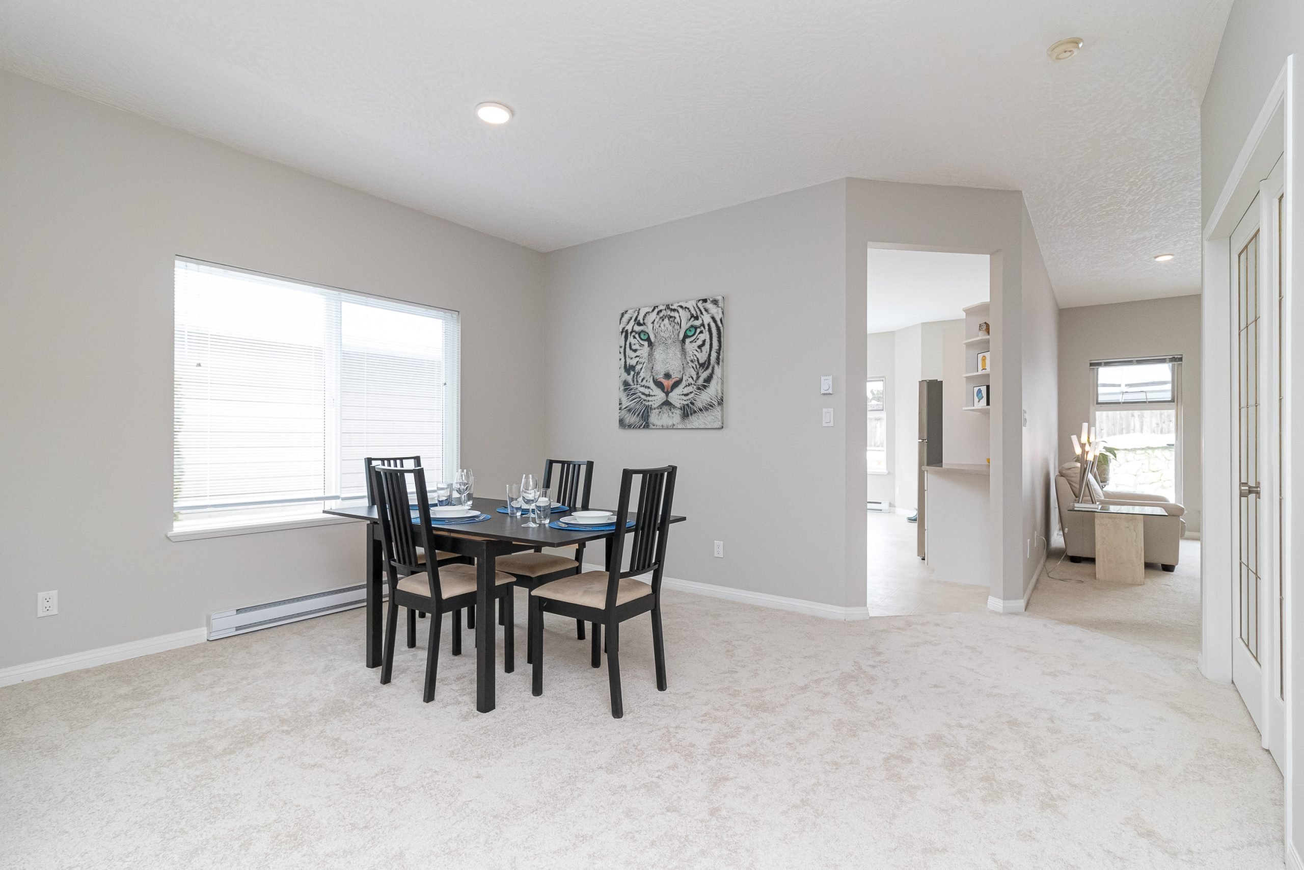 12-dining-room