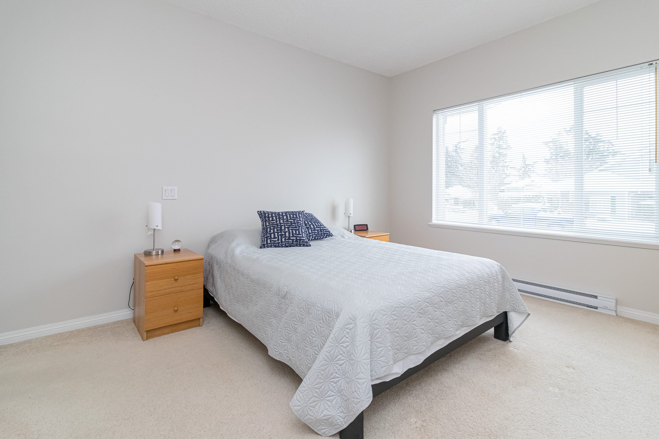 19-primary-bedroom