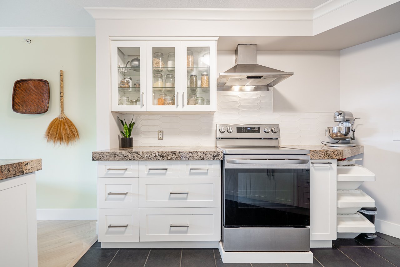 Kitchen 2