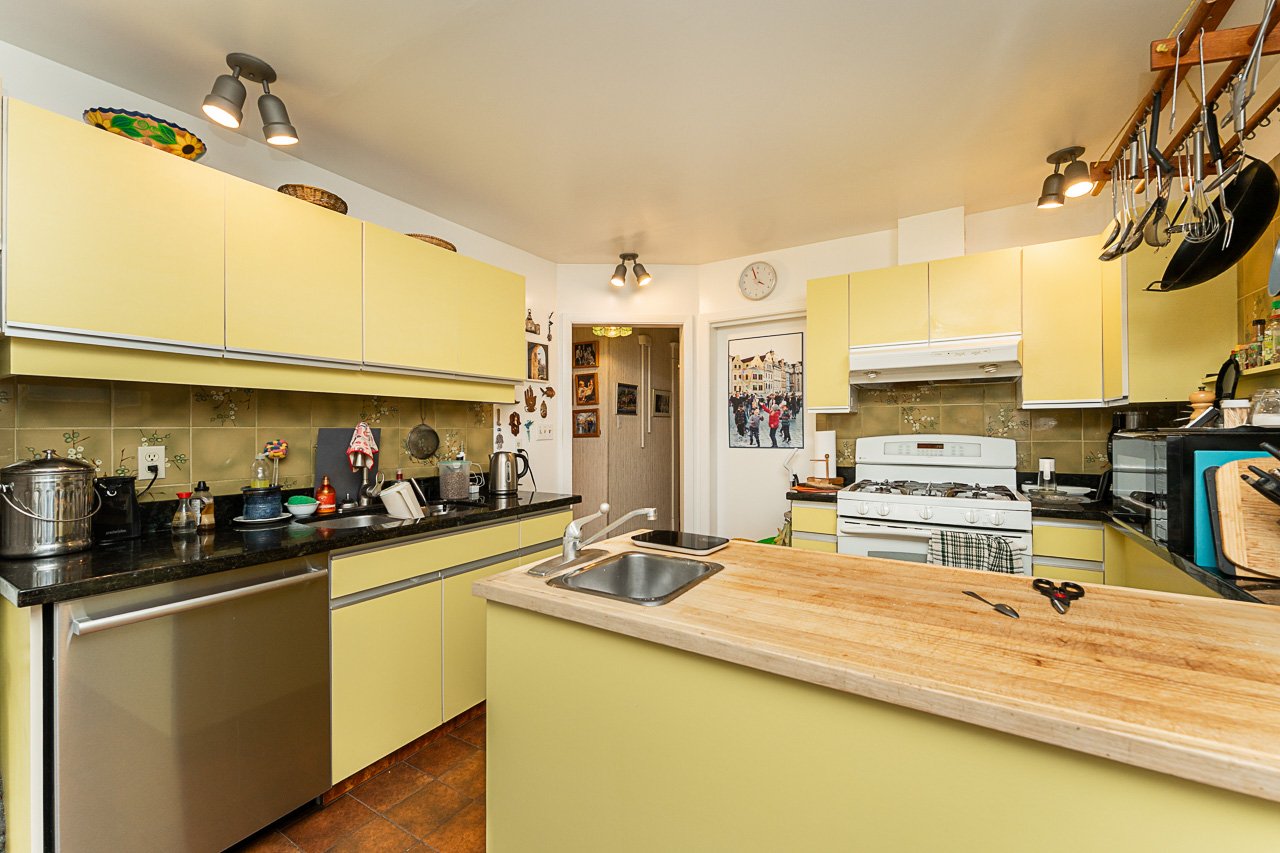 3116 West 42nd Avenue Vancouver-16